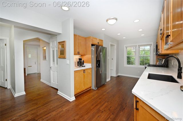 510 N Connecticut Avenue, Royal Oak, MI 48067