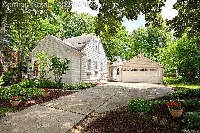 510 N Connecticut Avenue, Royal Oak, MI 48067