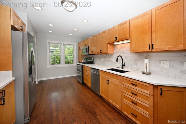 510 N Connecticut Avenue, Royal Oak, MI 48067
