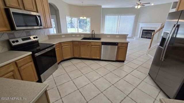 12027 BRANDON LAKE Drive, Jacksonville, FL 32258