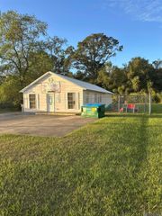 3101 Singletary Dr, Baker, LA 70714