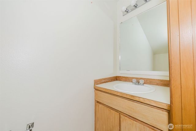 1338 NE Jasmine Lane, Bremerton, WA 98311