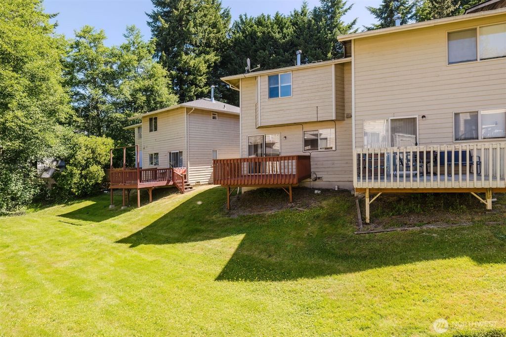 1338 NE Jasmine Lane, Bremerton, WA 98311