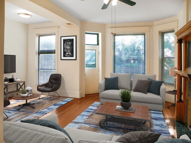 3536 N Reta Avenue 2, Chicago, IL 60657