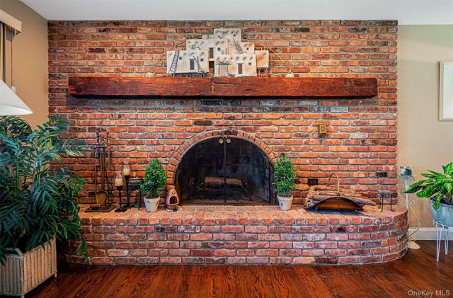 8 Adelaide Lane, Washingtonville, NY 10992