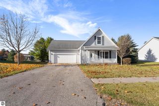 1720 Pergola Avenue, Traverse City, MI 49696