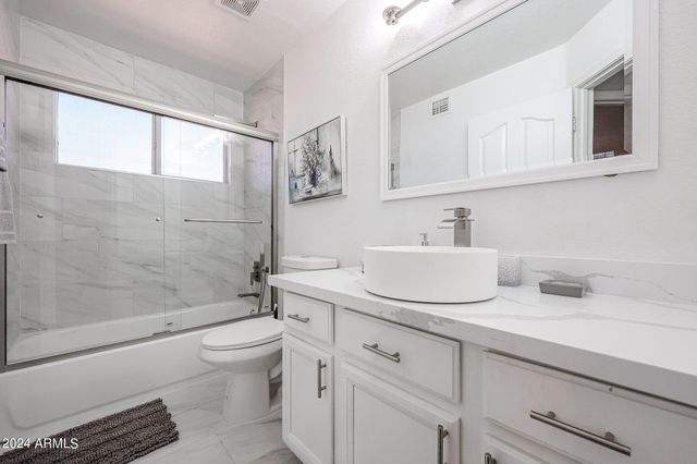 12722 W MONTE VISTA Road, Avondale, AZ 85392