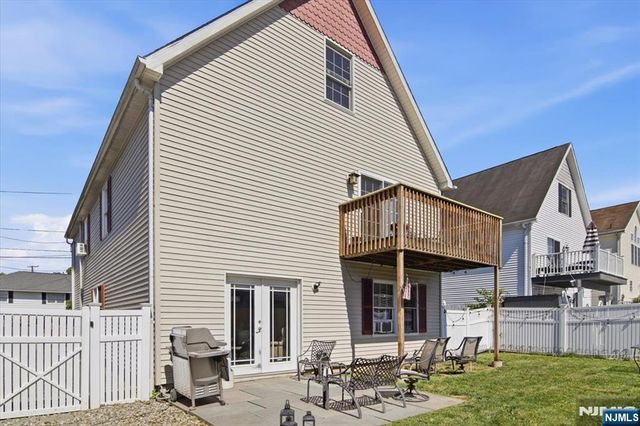 7 Strickland Avenue, Little Falls, NJ 07424