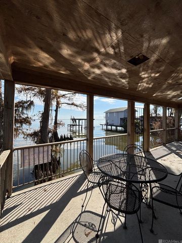 122 Lakeview St, Pierre Part, LA 70339