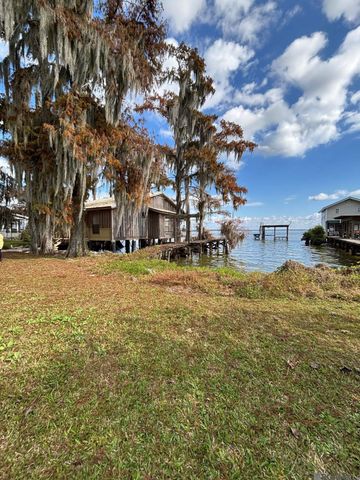 122 Lakeview St, Pierre Part, LA 70339