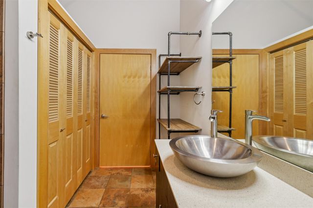301 E Court Avenue 207, Des Moines, IA 50309