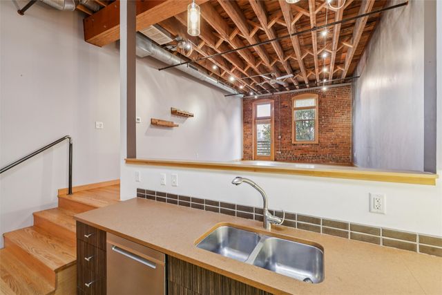 301 E Court Avenue 207, Des Moines, IA 50309