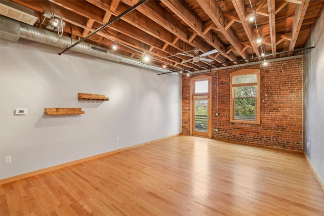 301 E Court Avenue 207, Des Moines, IA 50309