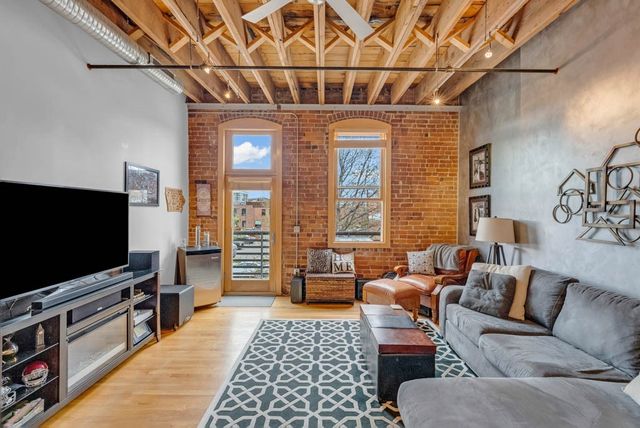 301 E Court Avenue 207, Des Moines, IA 50309