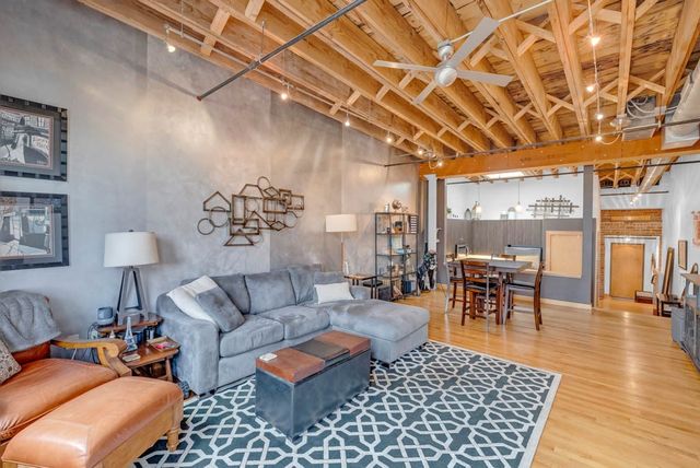 301 E Court Avenue 207, Des Moines, IA 50309