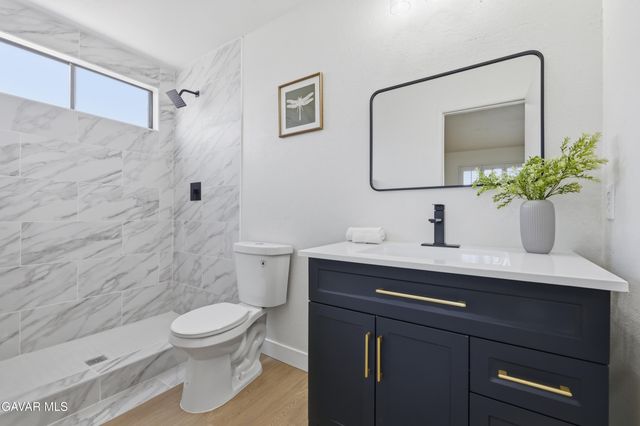 45102 Camolin, Lancaster, CA 93534