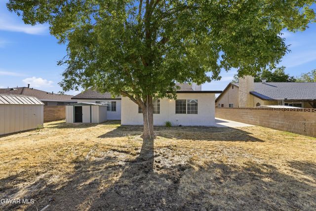 45102 Camolin, Lancaster, CA 93534