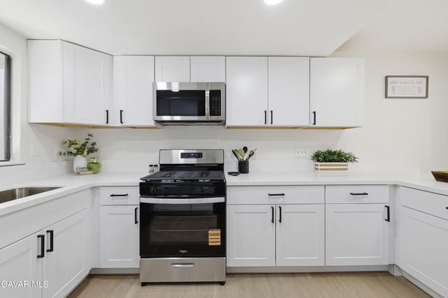 45102 Camolin, Lancaster, CA 93534