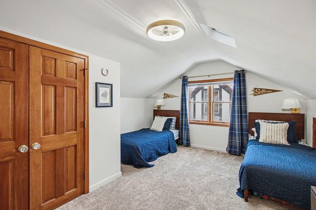 1006 Rose Circle, Park Hills, KY 41011