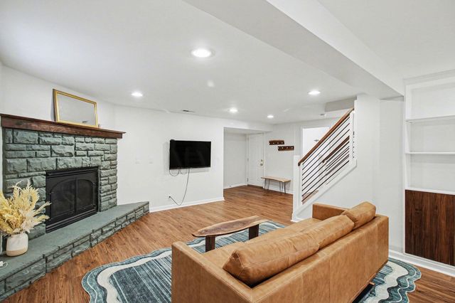 1006 Rose Circle, Park Hills, KY 41011