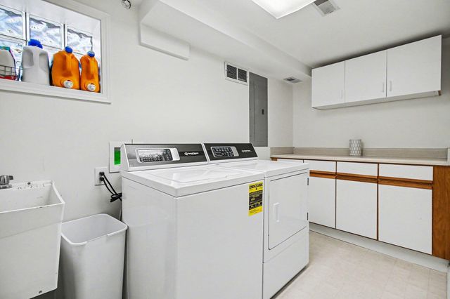 1006 Rose Circle, Park Hills, KY 41011