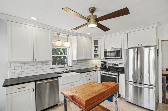 1006 Rose Circle, Park Hills, KY 41011