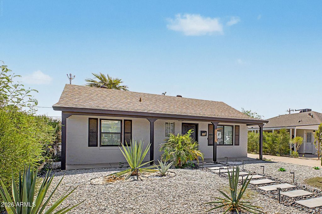 1413 E EDGEMONT Avenue, Phoenix, AZ 85006 — photo 4