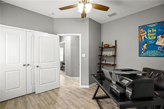 3921 Woodhouse, Corpus Christi, TX 78414