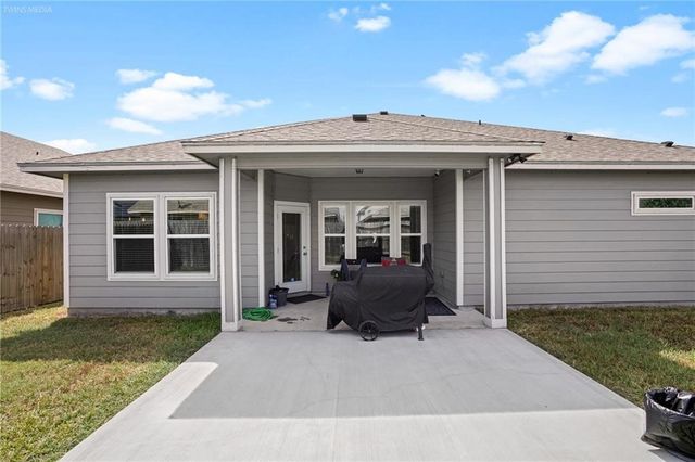 3921 Woodhouse, Corpus Christi, TX 78414