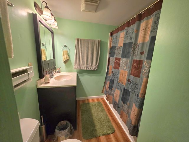 438 N 5th Street, Chariton, IA 50049