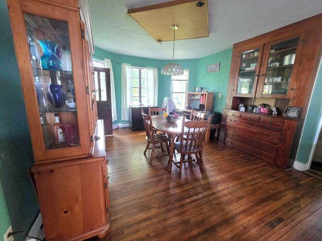 438 N 5th Street, Chariton, IA 50049