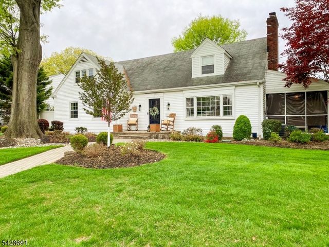 608 E Hendricks Blvd, South Plainfield Boro, NJ 07080