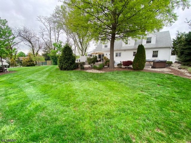 608 E Hendricks Blvd, South Plainfield Boro, NJ 07080