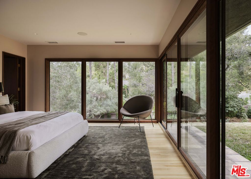 Image 26 of property listing at 775 San Rafael Terrace, Pasadena, CA 91105