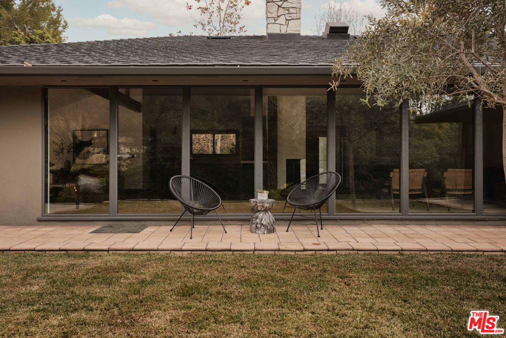 Image 33 of property listing at 775 San Rafael Terrace, Pasadena, CA 91105