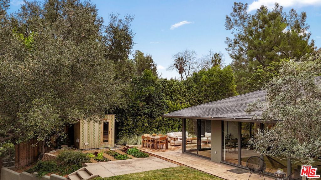 Image 35 of property listing at 775 San Rafael Terrace, Pasadena, CA 91105