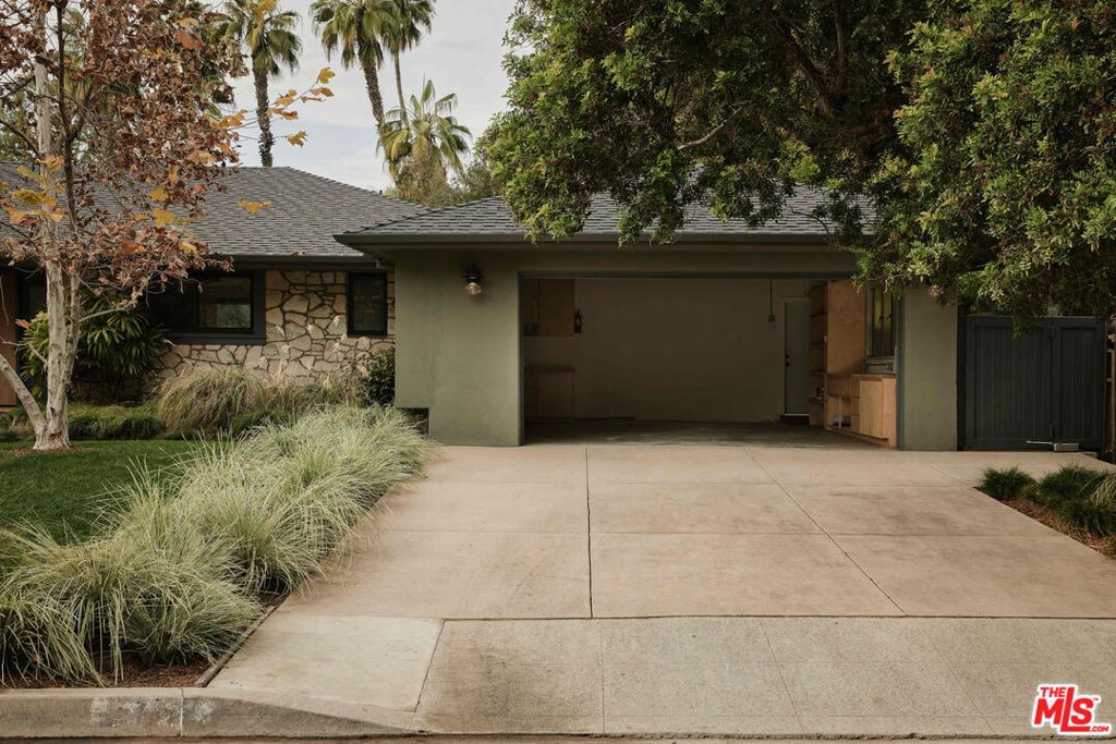 Image 44 of property listing at 775 San Rafael Terrace, Pasadena, CA 91105