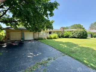 4343 W Enon Drive, Mad River Twp, OH 45323