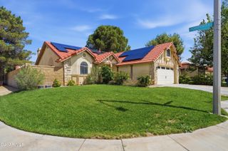 1133 E Avenue K6, Lancaster, CA 93535