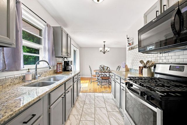5719 Northport Drive, Brooklyn Center, MN 55429