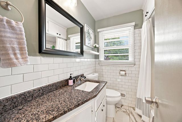 5719 Northport Drive, Brooklyn Center, MN 55429