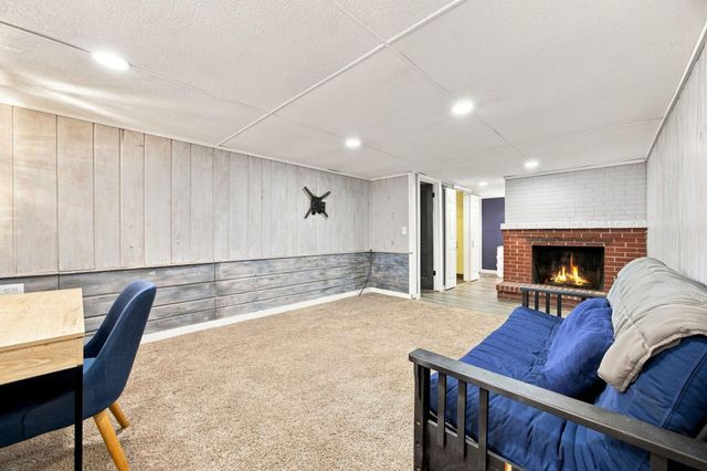 5719 Northport Drive, Brooklyn Center, MN 55429