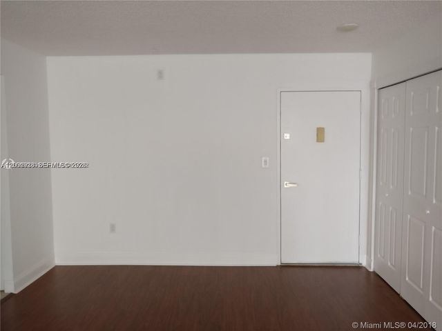 20515 E Country Club Drive 248, Aventura, FL 33180
