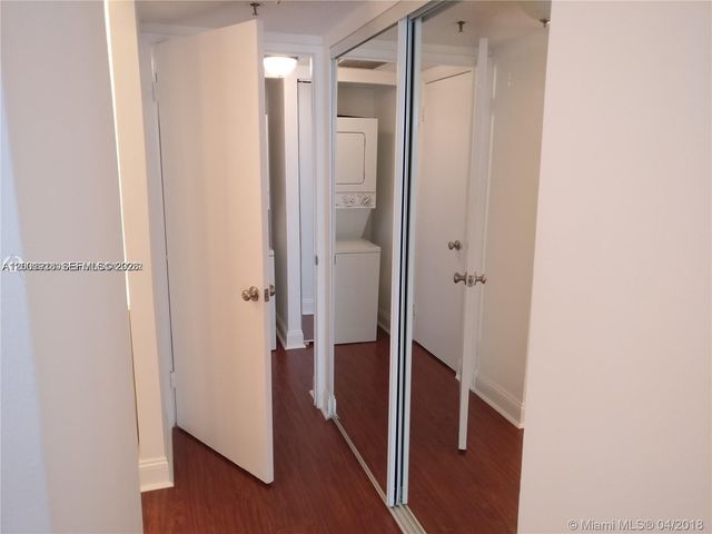 20515 E Country Club Drive 248, Aventura, FL 33180