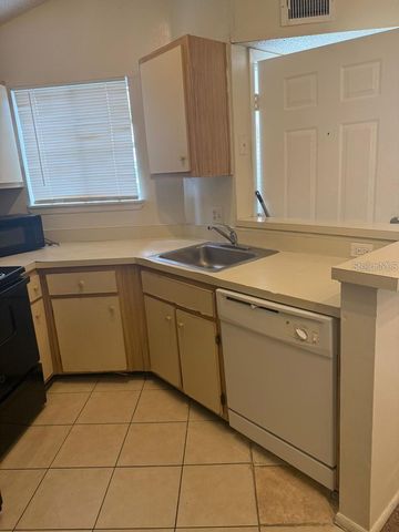 1972 LAKE ATRIUMS CIRCLE 187, Orlando, FL 32839