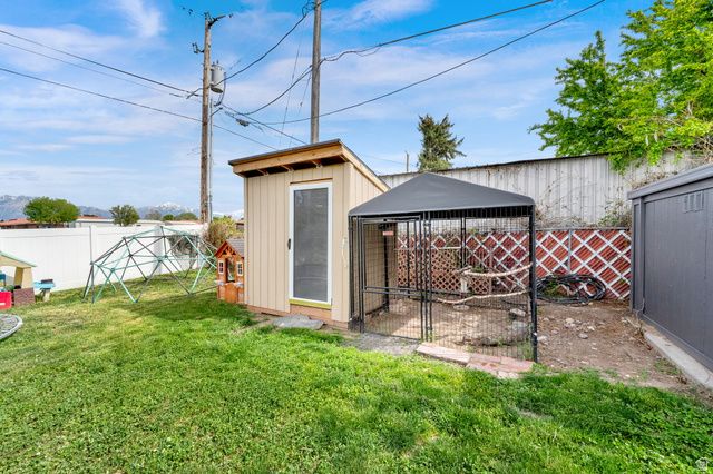 3951 S SOUTHBOURNE WAY, West Valley City, UT 84119