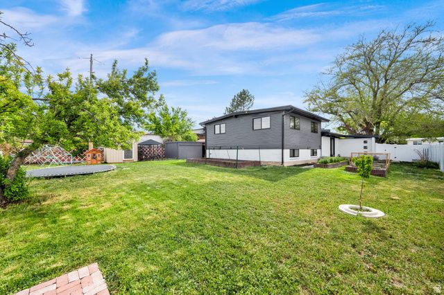 3951 S SOUTHBOURNE WAY, West Valley City, UT 84119