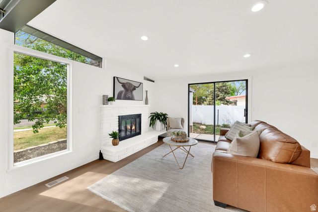 3951 S SOUTHBOURNE WAY, West Valley City, UT 84119