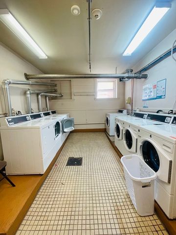 11 Tetlow St 54, Boston, MA 02115