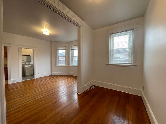 11 Tetlow St 54, Boston, MA 02115